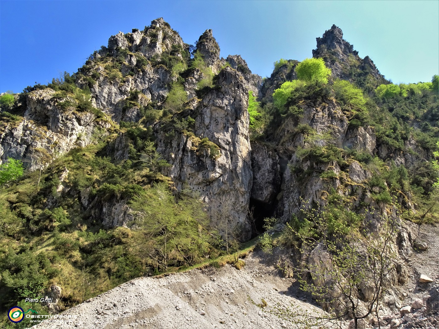 56 Ecco la 'S-cepa dol geru' in Val Gerona.JPG